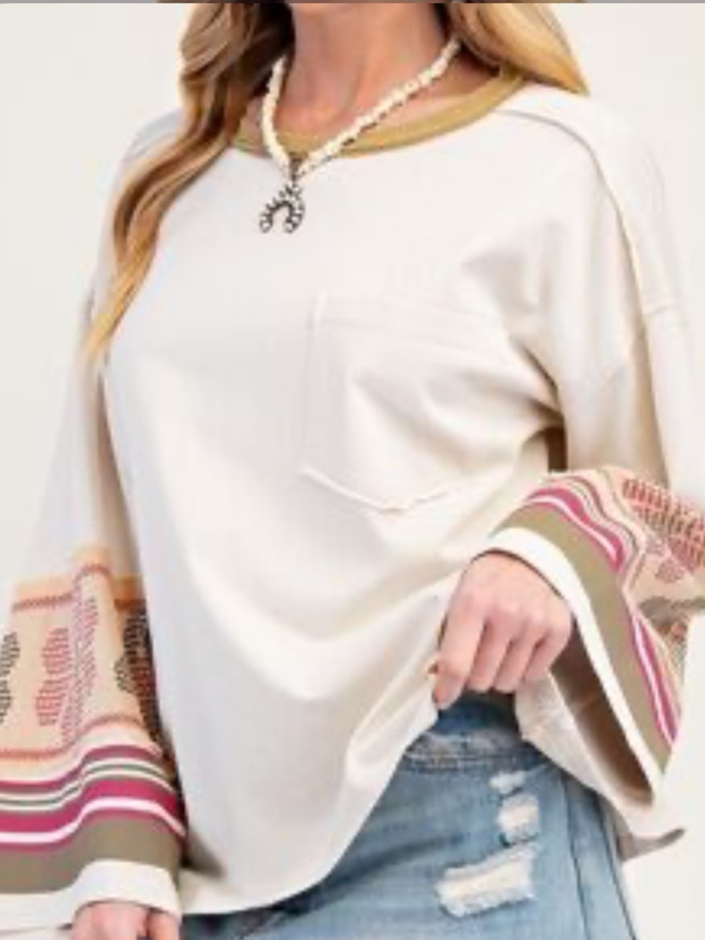 Easel Cream Long-Sleeve Pocket Tee Patterned Cuffs Size Medium 100% Cotton